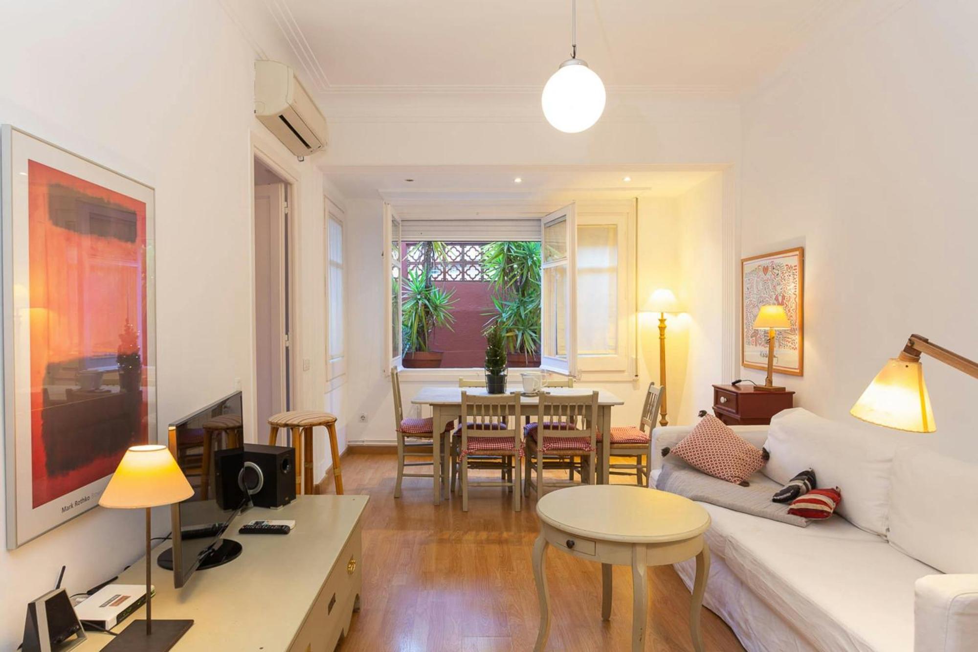 Fantastic Apartment Near Placa Francesc Macia In L'Eixample Esquerra Барселона Экстерьер фото